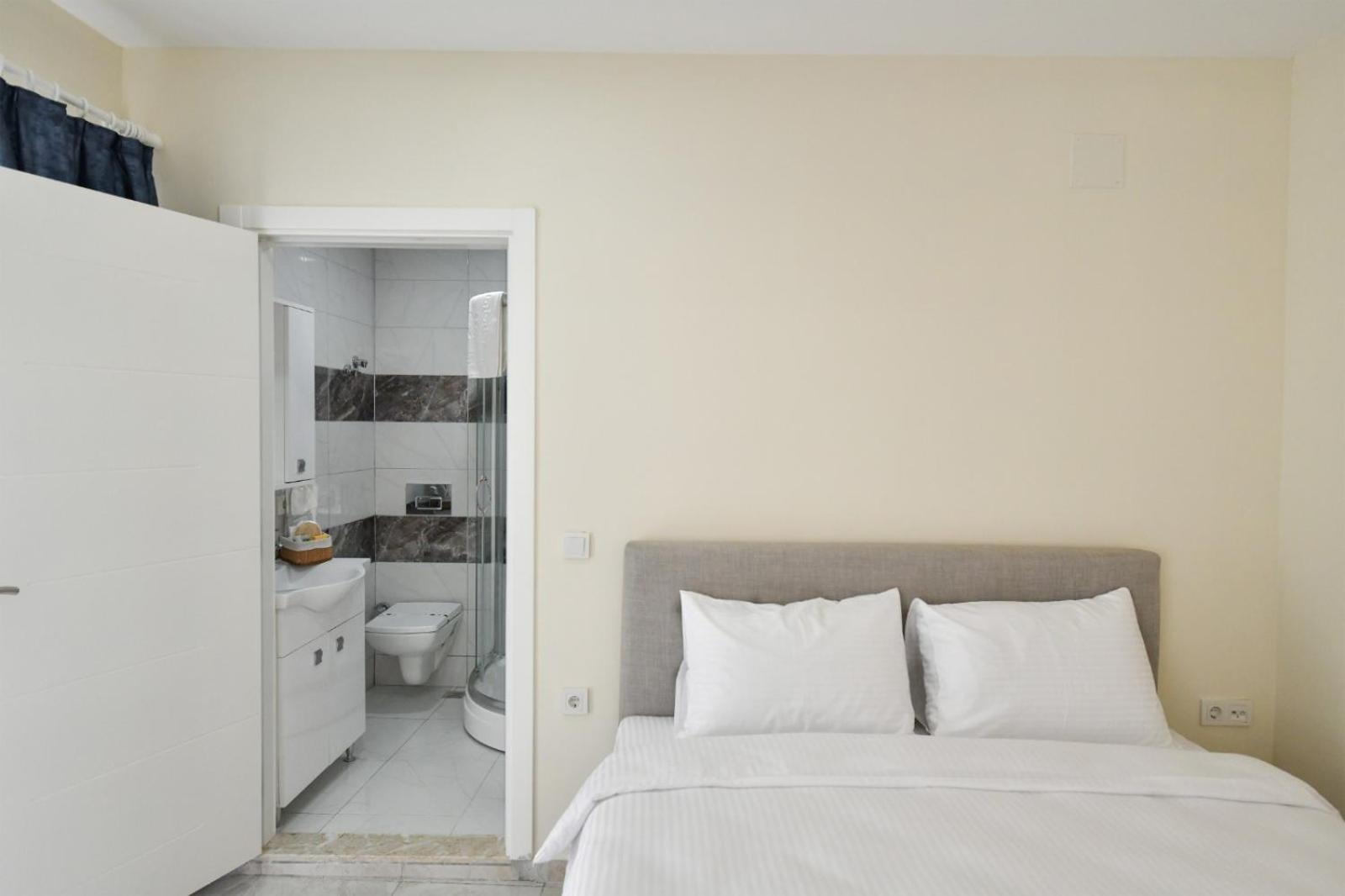 Lamira Apart Holiday&Guest House Fethiye Exterior photo